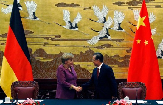  CLAMOROSO: La Germania SFANCULA il Dollaro e Apre al Commercio diretto in Yuan